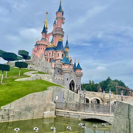 Appartamento 5 Min From Disneyland Cozy Retreat Montévrain Esterno foto