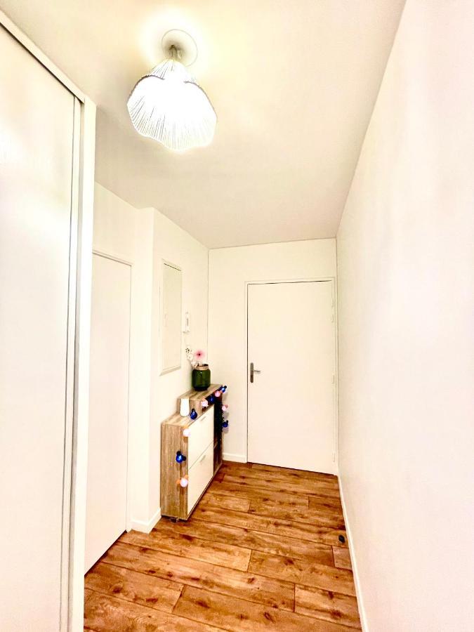 Appartamento 5 Min From Disneyland Cozy Retreat Montévrain Esterno foto